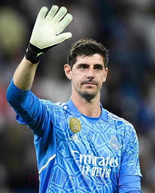 六台记者：库尔图瓦没有大碍 可以出战国家德比